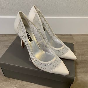 White by Vera Wang Pointed Toe Pumps